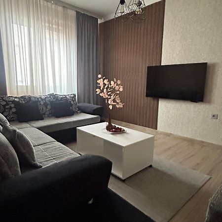 Apartman Tara 수보티차 외부 사진