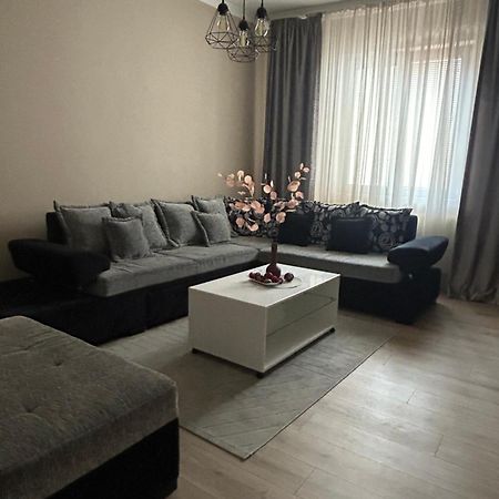 Apartman Tara 수보티차 외부 사진