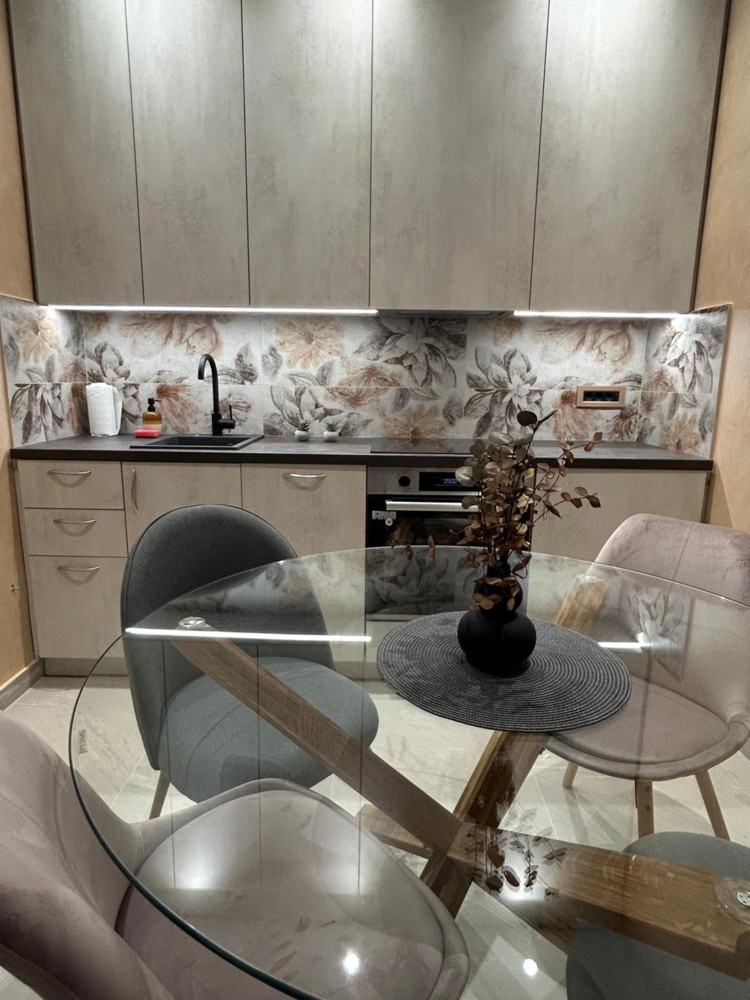 Apartman Tara 수보티차 외부 사진